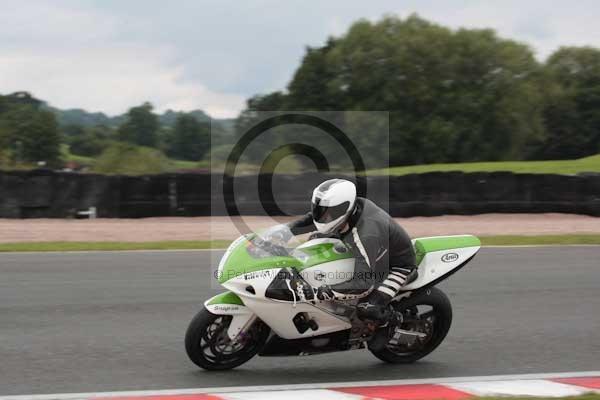 Motorcycle action photographs;event digital images;eventdigitalimages;no limits trackday;oulton park;oulton park circuit cheshire;oulton park photographs;peter wileman photography;trackday;trackday digital images;trackday photos