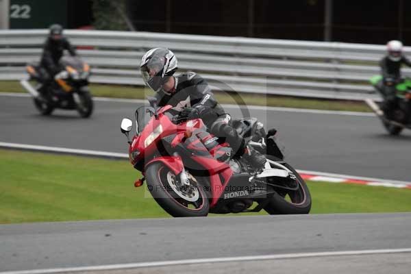 Motorcycle action photographs;event digital images;eventdigitalimages;no limits trackday;oulton park;oulton park circuit cheshire;oulton park photographs;peter wileman photography;trackday;trackday digital images;trackday photos