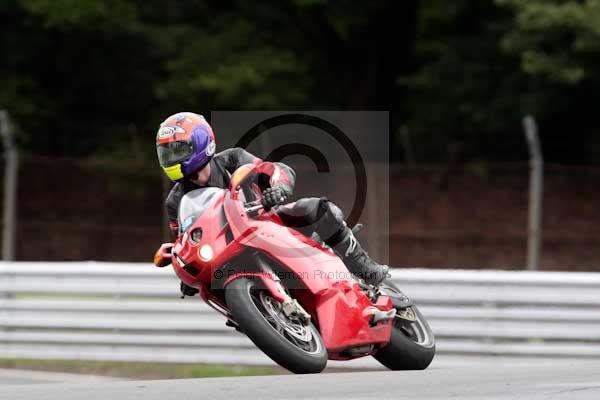 Motorcycle action photographs;event digital images;eventdigitalimages;no limits trackday;oulton park;oulton park circuit cheshire;oulton park photographs;peter wileman photography;trackday;trackday digital images;trackday photos