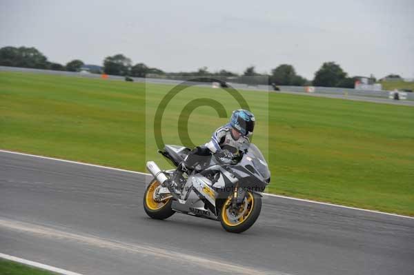 Motorcycle action photographs;Ty croes;anglesey;anglesey photographs;event digital images;eventdigitalimages;no limits trackday;peter wileman photography;trac mon;trackday;trackday digital images;trackday photos