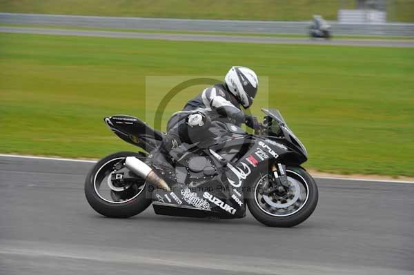 Motorcycle action photographs;Ty croes;anglesey;anglesey photographs;event digital images;eventdigitalimages;no limits trackday;peter wileman photography;trac mon;trackday;trackday digital images;trackday photos