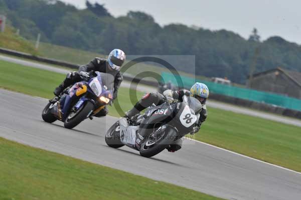 Motorcycle action photographs;Ty croes;anglesey;anglesey photographs;event digital images;eventdigitalimages;no limits trackday;peter wileman photography;trac mon;trackday;trackday digital images;trackday photos