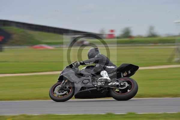 Motorcycle action photographs;Ty croes;anglesey;anglesey photographs;event digital images;eventdigitalimages;no limits trackday;peter wileman photography;trac mon;trackday;trackday digital images;trackday photos