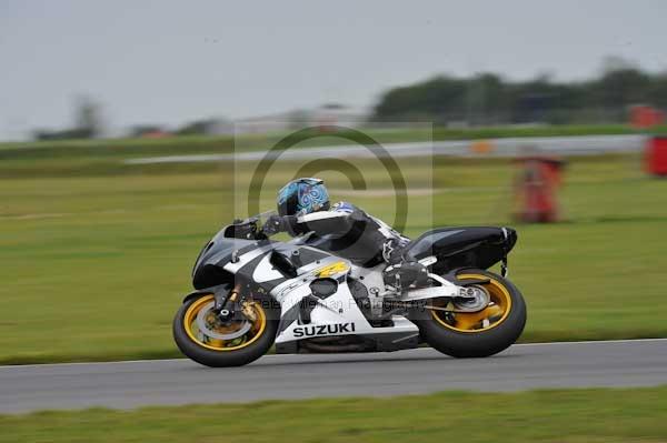 Motorcycle action photographs;Ty croes;anglesey;anglesey photographs;event digital images;eventdigitalimages;no limits trackday;peter wileman photography;trac mon;trackday;trackday digital images;trackday photos