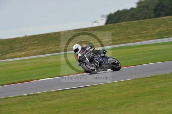 Motorcycle action photographs;Ty croes;anglesey;anglesey photographs;event digital images;eventdigitalimages;no limits trackday;peter wileman photography;trac mon;trackday;trackday digital images;trackday photos