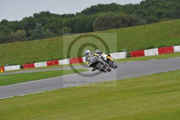 Motorcycle action photographs;Ty croes;anglesey;anglesey photographs;event digital images;eventdigitalimages;no limits trackday;peter wileman photography;trac mon;trackday;trackday digital images;trackday photos