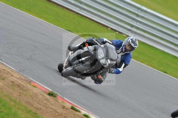 Motorcycle action photographs;Ty croes;anglesey;anglesey photographs;event digital images;eventdigitalimages;no limits trackday;peter wileman photography;trac mon;trackday;trackday digital images;trackday photos