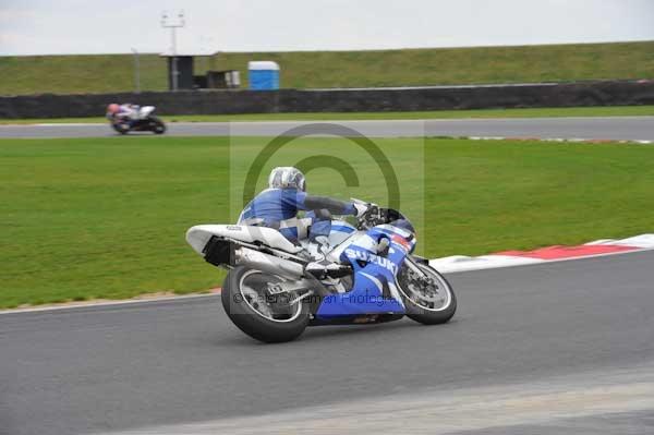 Motorcycle action photographs;Ty croes;anglesey;anglesey photographs;event digital images;eventdigitalimages;no limits trackday;peter wileman photography;trac mon;trackday;trackday digital images;trackday photos