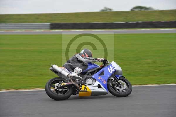 Motorcycle action photographs;Ty croes;anglesey;anglesey photographs;event digital images;eventdigitalimages;no limits trackday;peter wileman photography;trac mon;trackday;trackday digital images;trackday photos