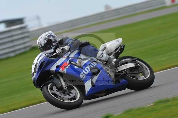 Motorcycle action photographs;Ty croes;anglesey;anglesey photographs;event digital images;eventdigitalimages;no limits trackday;peter wileman photography;trac mon;trackday;trackday digital images;trackday photos