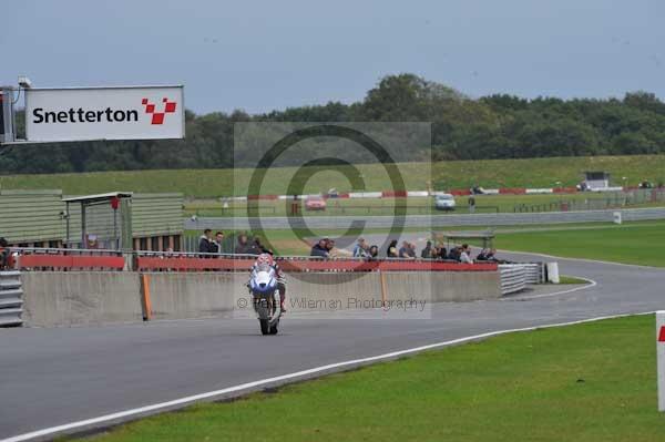 Motorcycle action photographs;Ty croes;anglesey;anglesey photographs;event digital images;eventdigitalimages;no limits trackday;peter wileman photography;trac mon;trackday;trackday digital images;trackday photos