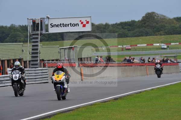 Motorcycle action photographs;Ty croes;anglesey;anglesey photographs;event digital images;eventdigitalimages;no limits trackday;peter wileman photography;trac mon;trackday;trackday digital images;trackday photos