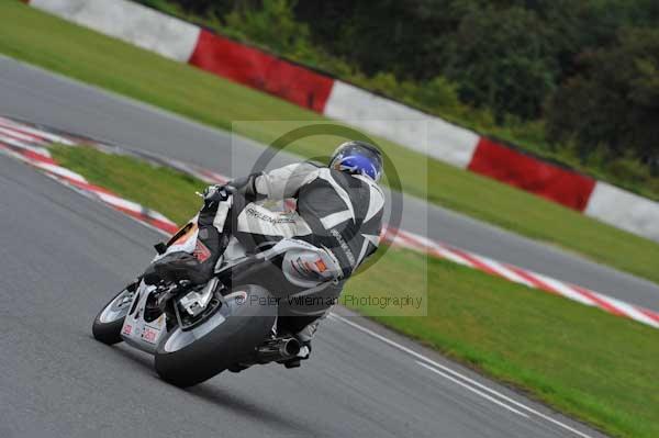 Motorcycle action photographs;Ty croes;anglesey;anglesey photographs;event digital images;eventdigitalimages;no limits trackday;peter wileman photography;trac mon;trackday;trackday digital images;trackday photos