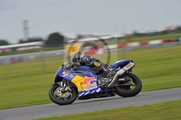 Motorcycle action photographs;Ty croes;anglesey;anglesey photographs;event digital images;eventdigitalimages;no limits trackday;peter wileman photography;trac mon;trackday;trackday digital images;trackday photos