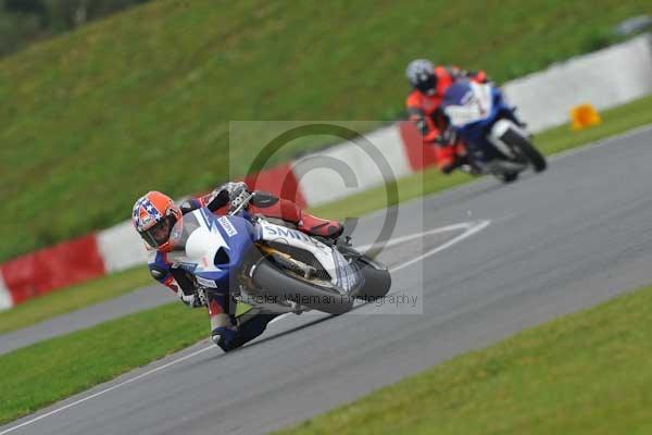 Motorcycle action photographs;Ty croes;anglesey;anglesey photographs;event digital images;eventdigitalimages;no limits trackday;peter wileman photography;trac mon;trackday;trackday digital images;trackday photos