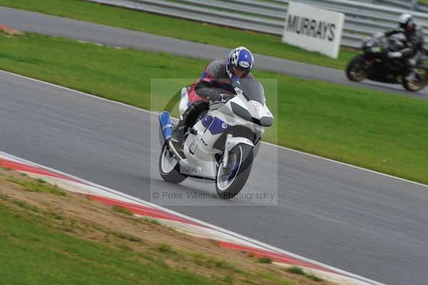 Motorcycle action photographs;Ty croes;anglesey;anglesey photographs;event digital images;eventdigitalimages;no limits trackday;peter wileman photography;trac mon;trackday;trackday digital images;trackday photos