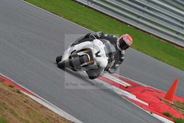 Motorcycle action photographs;Ty croes;anglesey;anglesey photographs;event digital images;eventdigitalimages;no limits trackday;peter wileman photography;trac mon;trackday;trackday digital images;trackday photos