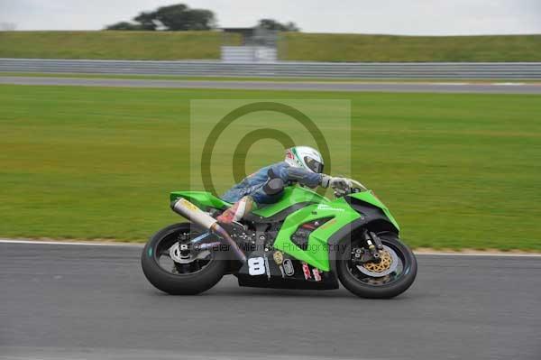 Motorcycle action photographs;Ty croes;anglesey;anglesey photographs;event digital images;eventdigitalimages;no limits trackday;peter wileman photography;trac mon;trackday;trackday digital images;trackday photos