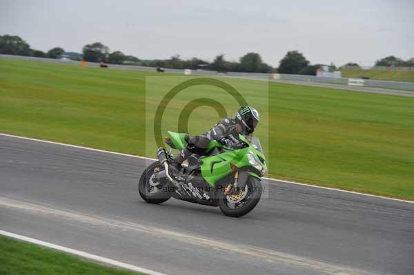 Motorcycle action photographs;Ty croes;anglesey;anglesey photographs;event digital images;eventdigitalimages;no limits trackday;peter wileman photography;trac mon;trackday;trackday digital images;trackday photos