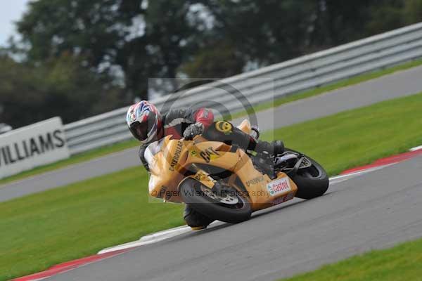 Motorcycle action photographs;Ty croes;anglesey;anglesey photographs;event digital images;eventdigitalimages;no limits trackday;peter wileman photography;trac mon;trackday;trackday digital images;trackday photos