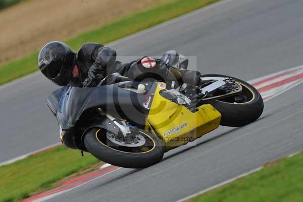 Motorcycle action photographs;Ty croes;anglesey;anglesey photographs;event digital images;eventdigitalimages;no limits trackday;peter wileman photography;trac mon;trackday;trackday digital images;trackday photos