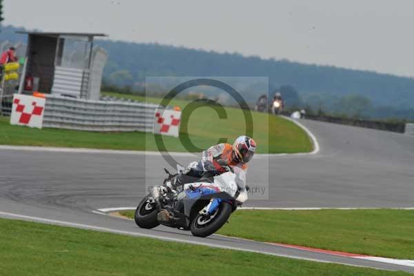 Motorcycle action photographs;Ty croes;anglesey;anglesey photographs;event digital images;eventdigitalimages;no limits trackday;peter wileman photography;trac mon;trackday;trackday digital images;trackday photos