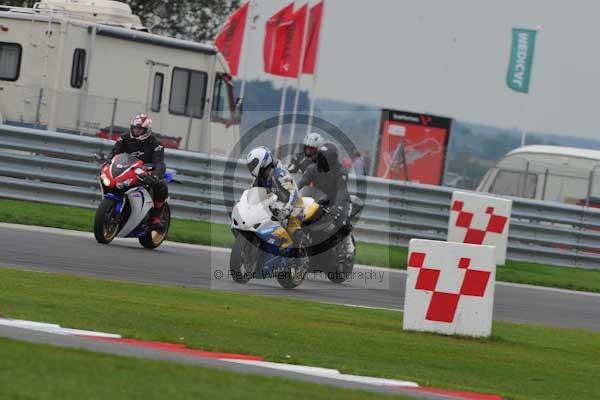 Motorcycle action photographs;Ty croes;anglesey;anglesey photographs;event digital images;eventdigitalimages;no limits trackday;peter wileman photography;trac mon;trackday;trackday digital images;trackday photos