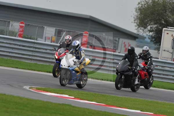 Motorcycle action photographs;Ty croes;anglesey;anglesey photographs;event digital images;eventdigitalimages;no limits trackday;peter wileman photography;trac mon;trackday;trackday digital images;trackday photos