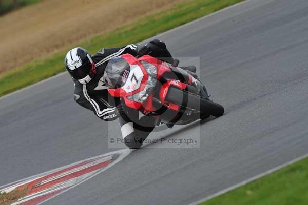 Motorcycle action photographs;Ty croes;anglesey;anglesey photographs;event digital images;eventdigitalimages;no limits trackday;peter wileman photography;trac mon;trackday;trackday digital images;trackday photos