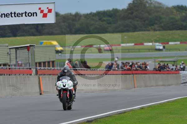 Motorcycle action photographs;Ty croes;anglesey;anglesey photographs;event digital images;eventdigitalimages;no limits trackday;peter wileman photography;trac mon;trackday;trackday digital images;trackday photos