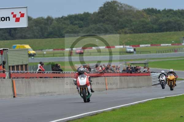 Motorcycle action photographs;Ty croes;anglesey;anglesey photographs;event digital images;eventdigitalimages;no limits trackday;peter wileman photography;trac mon;trackday;trackday digital images;trackday photos