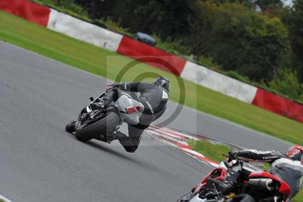 Motorcycle action photographs;Ty croes;anglesey;anglesey photographs;event digital images;eventdigitalimages;no limits trackday;peter wileman photography;trac mon;trackday;trackday digital images;trackday photos