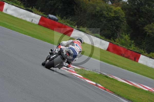 Motorcycle action photographs;Ty croes;anglesey;anglesey photographs;event digital images;eventdigitalimages;no limits trackday;peter wileman photography;trac mon;trackday;trackday digital images;trackday photos