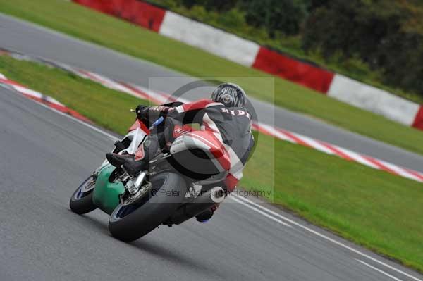 Motorcycle action photographs;Ty croes;anglesey;anglesey photographs;event digital images;eventdigitalimages;no limits trackday;peter wileman photography;trac mon;trackday;trackday digital images;trackday photos