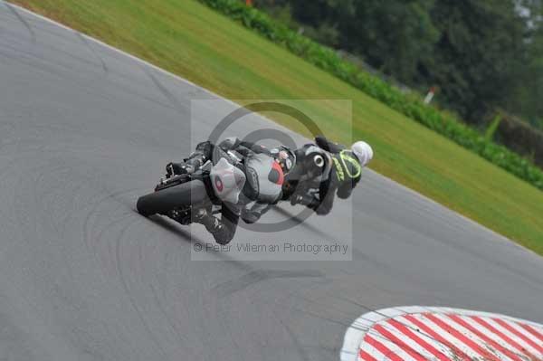 Motorcycle action photographs;Ty croes;anglesey;anglesey photographs;event digital images;eventdigitalimages;no limits trackday;peter wileman photography;trac mon;trackday;trackday digital images;trackday photos