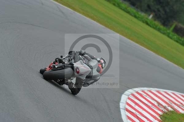 Motorcycle action photographs;Ty croes;anglesey;anglesey photographs;event digital images;eventdigitalimages;no limits trackday;peter wileman photography;trac mon;trackday;trackday digital images;trackday photos