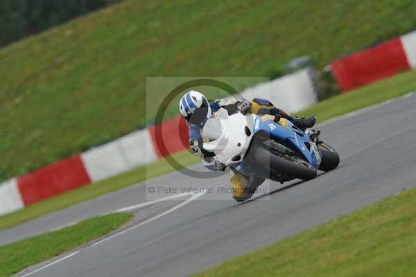 Motorcycle action photographs;Ty croes;anglesey;anglesey photographs;event digital images;eventdigitalimages;no limits trackday;peter wileman photography;trac mon;trackday;trackday digital images;trackday photos