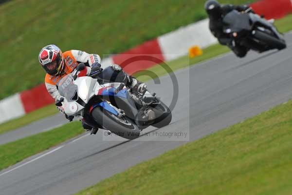 Motorcycle action photographs;Ty croes;anglesey;anglesey photographs;event digital images;eventdigitalimages;no limits trackday;peter wileman photography;trac mon;trackday;trackday digital images;trackday photos