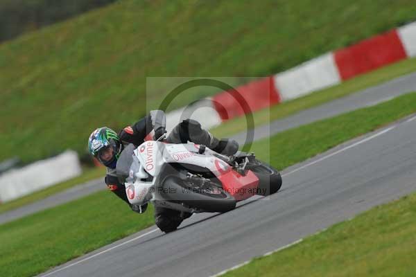 Motorcycle action photographs;Ty croes;anglesey;anglesey photographs;event digital images;eventdigitalimages;no limits trackday;peter wileman photography;trac mon;trackday;trackday digital images;trackday photos