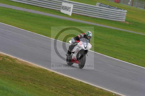 Motorcycle action photographs;Ty croes;anglesey;anglesey photographs;event digital images;eventdigitalimages;no limits trackday;peter wileman photography;trac mon;trackday;trackday digital images;trackday photos