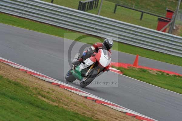 Motorcycle action photographs;Ty croes;anglesey;anglesey photographs;event digital images;eventdigitalimages;no limits trackday;peter wileman photography;trac mon;trackday;trackday digital images;trackday photos