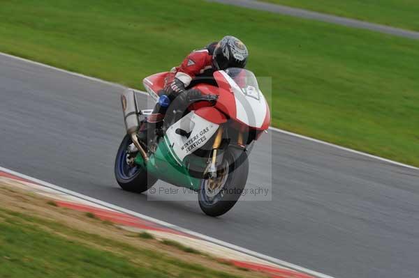 Motorcycle action photographs;Ty croes;anglesey;anglesey photographs;event digital images;eventdigitalimages;no limits trackday;peter wileman photography;trac mon;trackday;trackday digital images;trackday photos