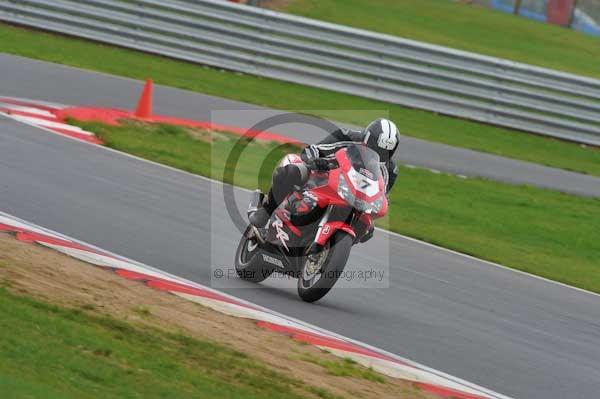 Motorcycle action photographs;Ty croes;anglesey;anglesey photographs;event digital images;eventdigitalimages;no limits trackday;peter wileman photography;trac mon;trackday;trackday digital images;trackday photos