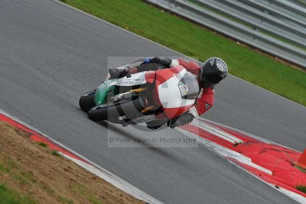 Motorcycle action photographs;Ty croes;anglesey;anglesey photographs;event digital images;eventdigitalimages;no limits trackday;peter wileman photography;trac mon;trackday;trackday digital images;trackday photos