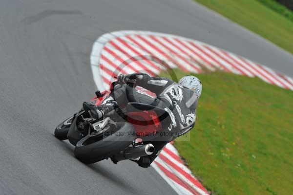 Motorcycle action photographs;Ty croes;anglesey;anglesey photographs;event digital images;eventdigitalimages;no limits trackday;peter wileman photography;trac mon;trackday;trackday digital images;trackday photos