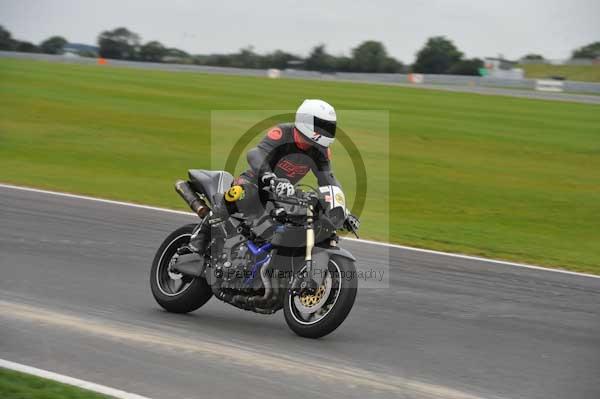 Motorcycle action photographs;Ty croes;anglesey;anglesey photographs;event digital images;eventdigitalimages;no limits trackday;peter wileman photography;trac mon;trackday;trackday digital images;trackday photos