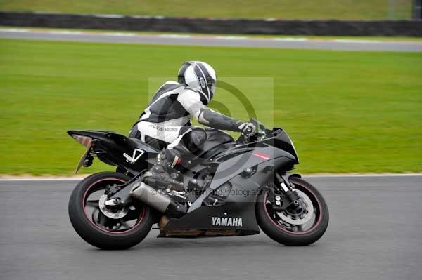 Motorcycle action photographs;Ty croes;anglesey;anglesey photographs;event digital images;eventdigitalimages;no limits trackday;peter wileman photography;trac mon;trackday;trackday digital images;trackday photos