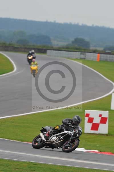 Motorcycle action photographs;Ty croes;anglesey;anglesey photographs;event digital images;eventdigitalimages;no limits trackday;peter wileman photography;trac mon;trackday;trackday digital images;trackday photos