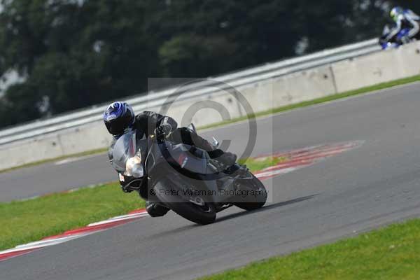 Motorcycle action photographs;Ty croes;anglesey;anglesey photographs;event digital images;eventdigitalimages;no limits trackday;peter wileman photography;trac mon;trackday;trackday digital images;trackday photos