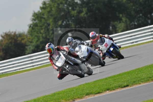 Motorcycle action photographs;Ty croes;anglesey;anglesey photographs;event digital images;eventdigitalimages;no limits trackday;peter wileman photography;trac mon;trackday;trackday digital images;trackday photos